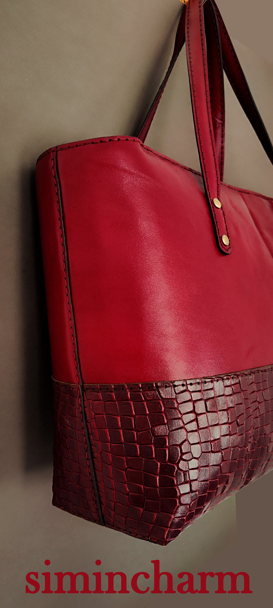 کیف دوشی چرم زنانه زرشکی کد 232 - Image 3
